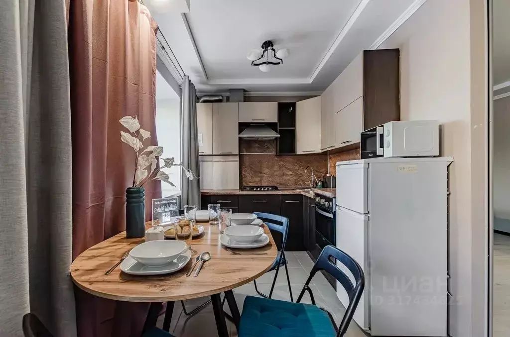 2-к кв. Татарстан, Казань ул. Карла Фукса, 4 (42.0 м) - Фото 1