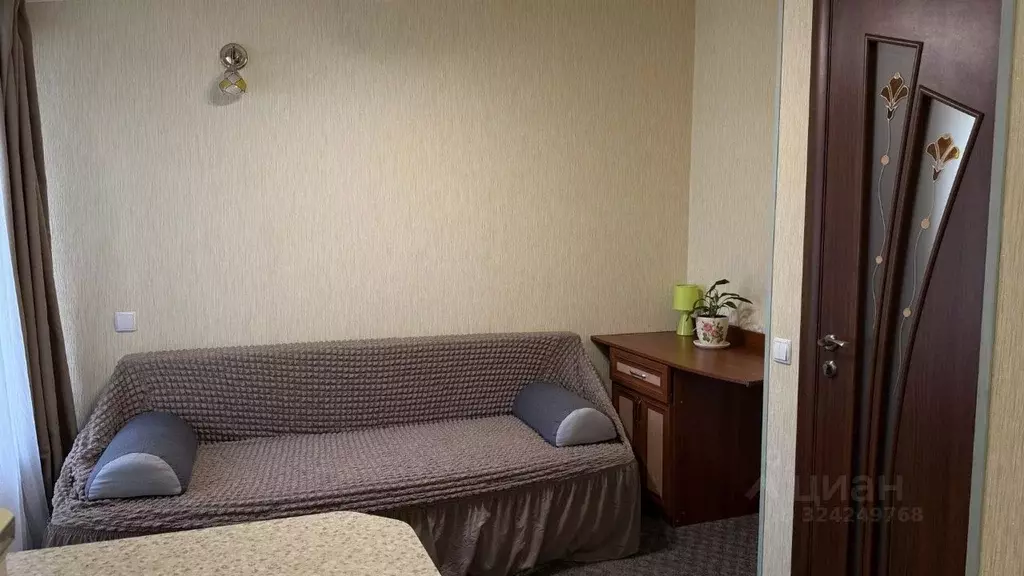 2-к кв. Крым, Симферополь спуск Суворовский, 9 (42.0 м) - Фото 1