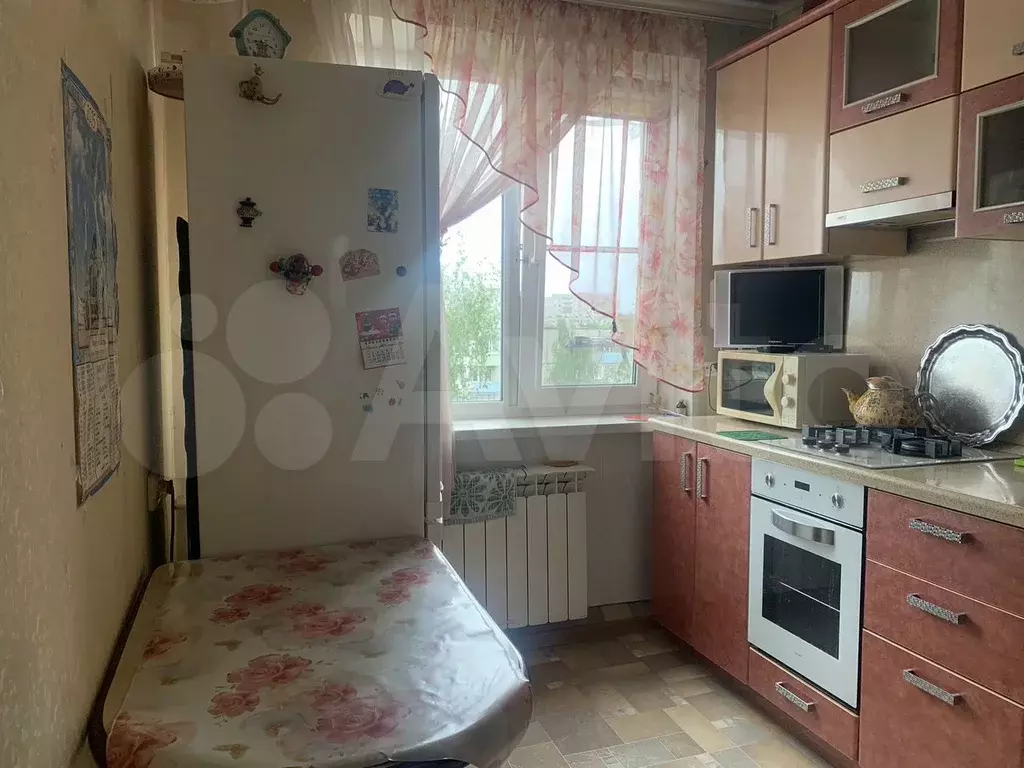 Комната 18 м в 2-к., 5/5 эт. - Фото 0