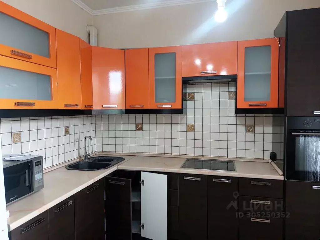 2-к кв. Московская область, Красногорск Речная ул., 20к4 (57.5 м) - Фото 0