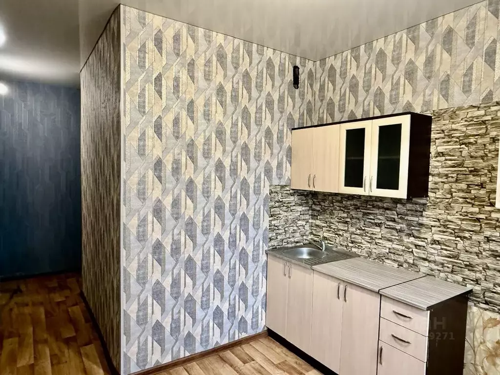 2-к кв. Хакасия, Абакан ул. Кирова, 105 (53.8 м) - Фото 0