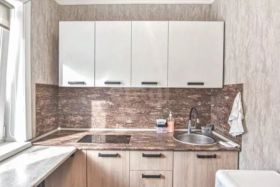 2-к кв. Сахалинская область, Южно-Сахалинск 7-й мкр, проезд ... - Фото 1