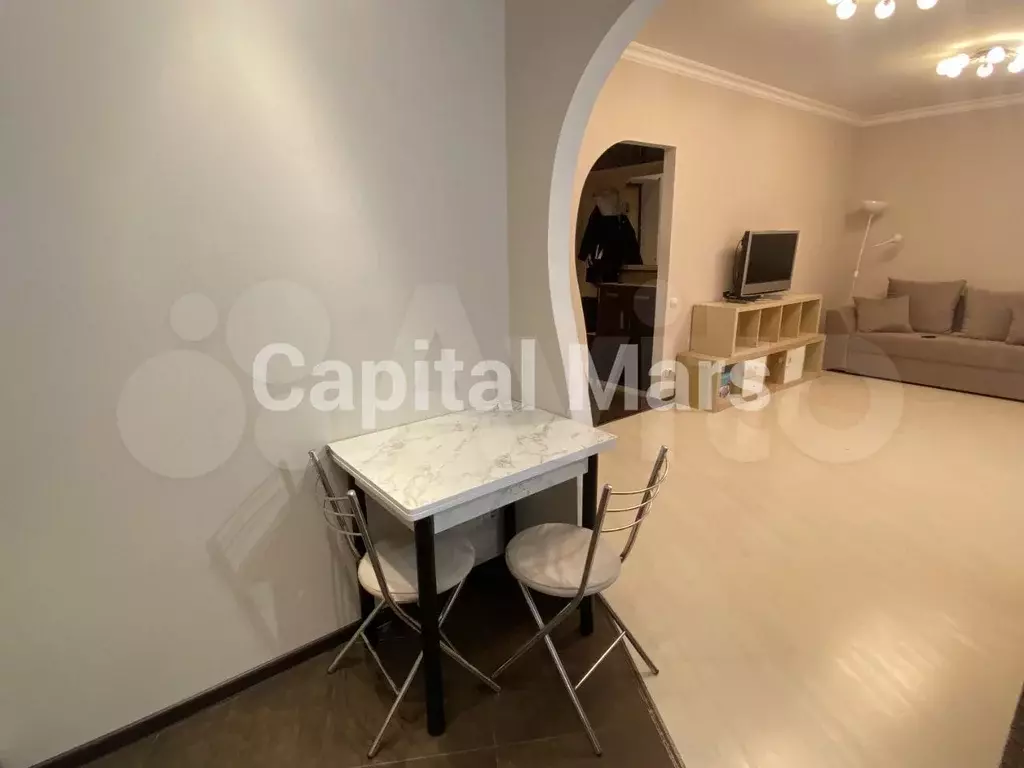 1-к. квартира, 30 м, 2/11 эт. - Фото 0