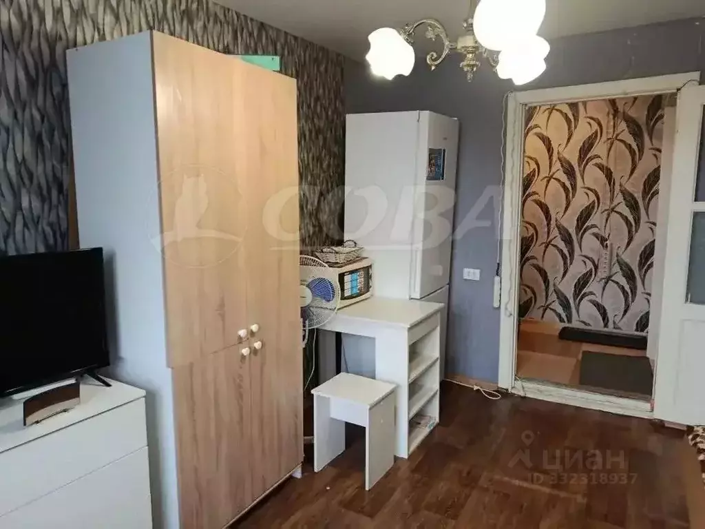 Комната Тюменская область, Тюмень Олимпийская ул., 25 (12.7 м) - Фото 1