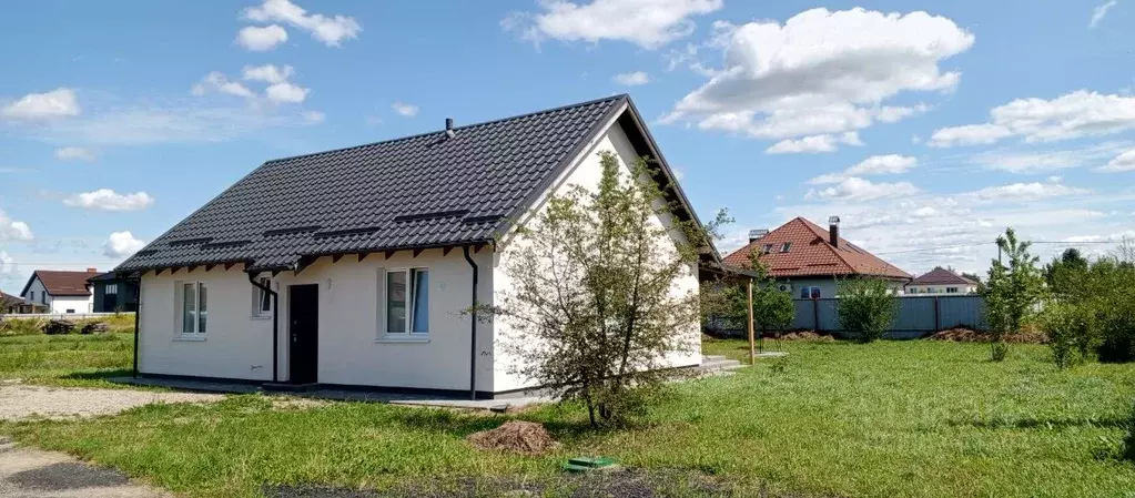 Дом в Калининградская область, Гурьевский муниципальный округ, пос. ... - Фото 0