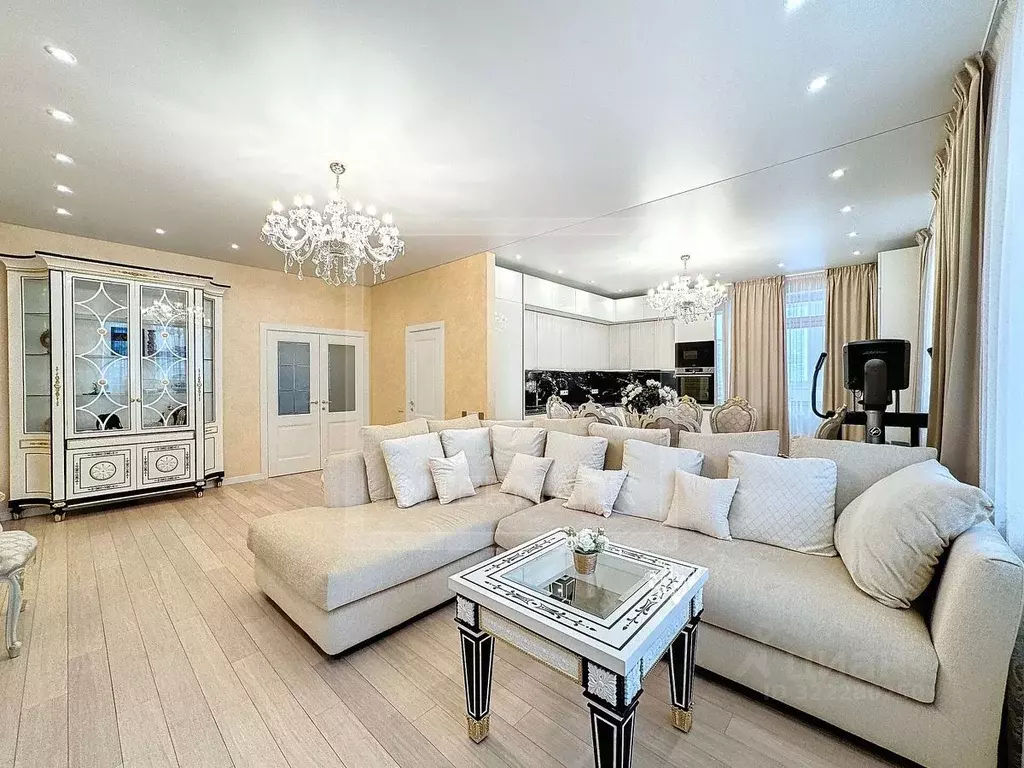 5-к кв. Москва Мосфильмовская ул., 53 (184.0 м) - Фото 1