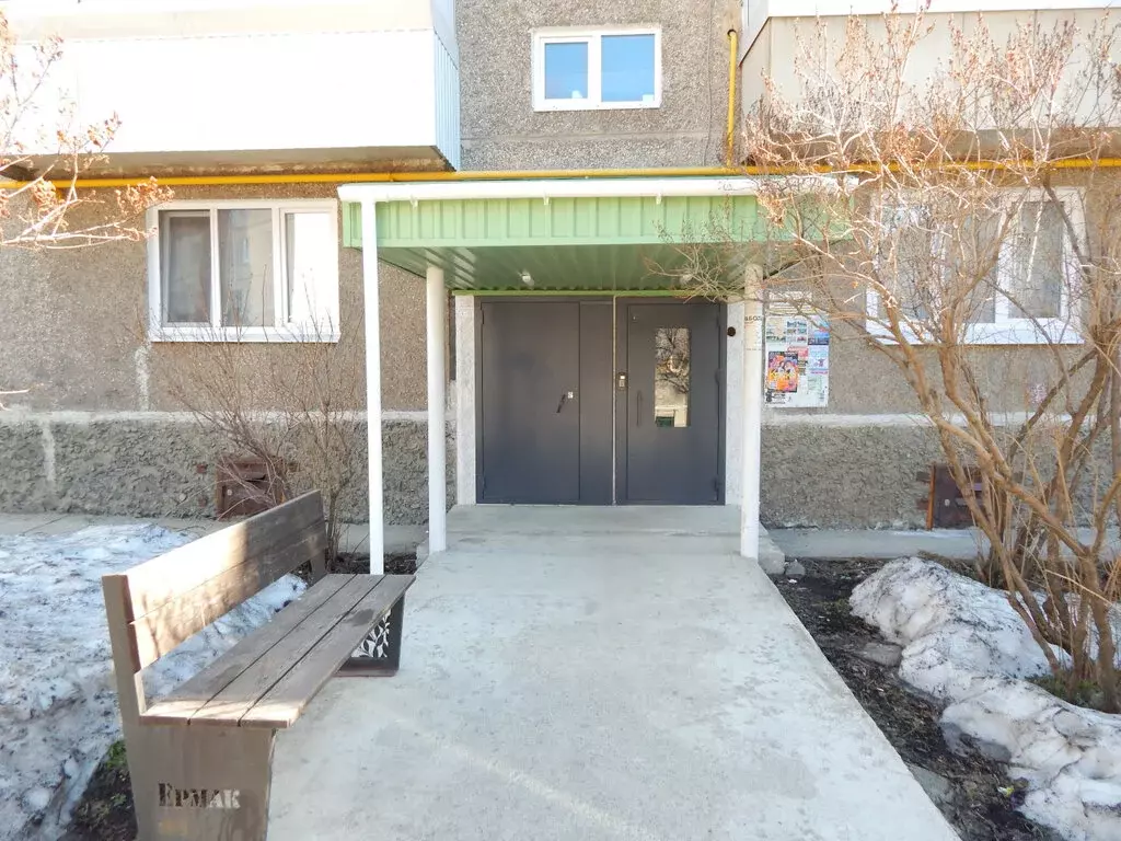 2-комнатная квартира: Нижний Тагил, Липовый тракт, 28 (52.1 м) - Фото 2