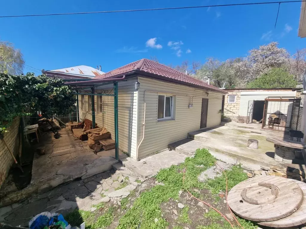 Дом в Ставропольский край, Ставрополь Красноармейская ул., 38 (65 м) - Фото 0