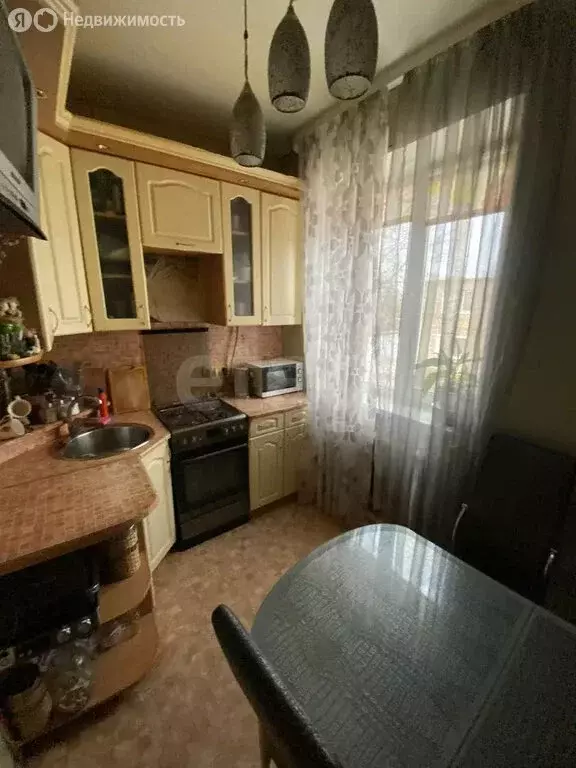 3-комнатная квартира: село Заворонежское, улица Строителей, 14 (56.3 ... - Фото 1