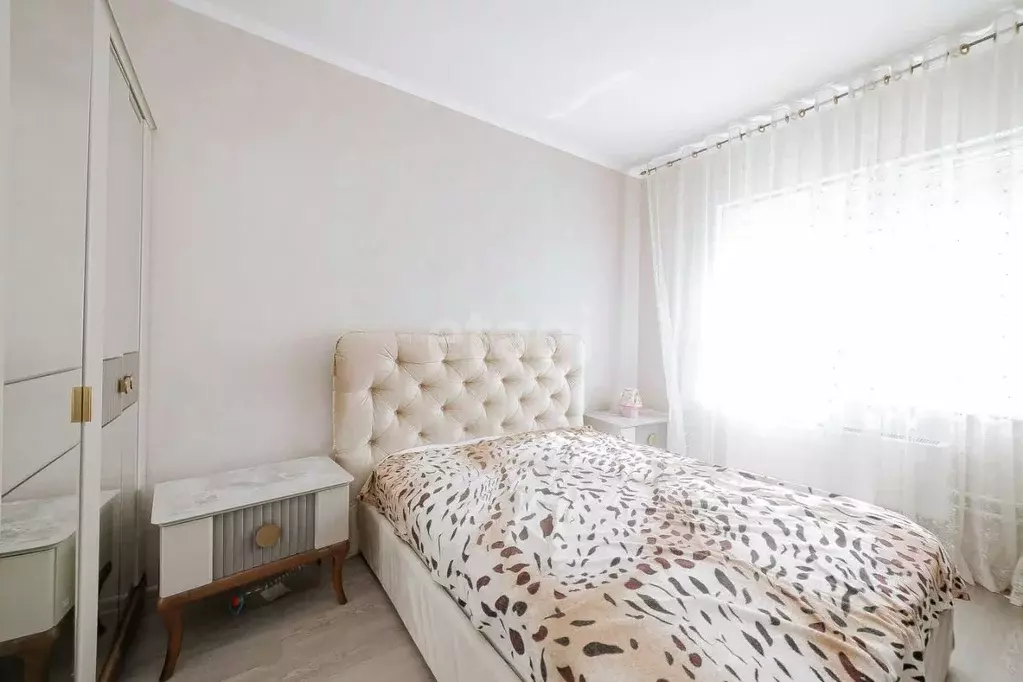 2-к кв. Тверская область, Тверь ул. Орджоникидзе, 49к9 (67.1 м) - Фото 0
