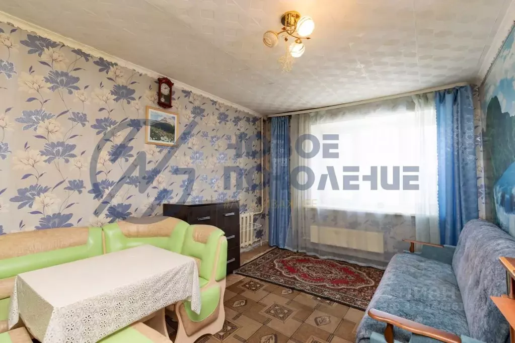 Комната Омская область, Омск Городок Нефтяников мкр, ул. ... - Фото 1