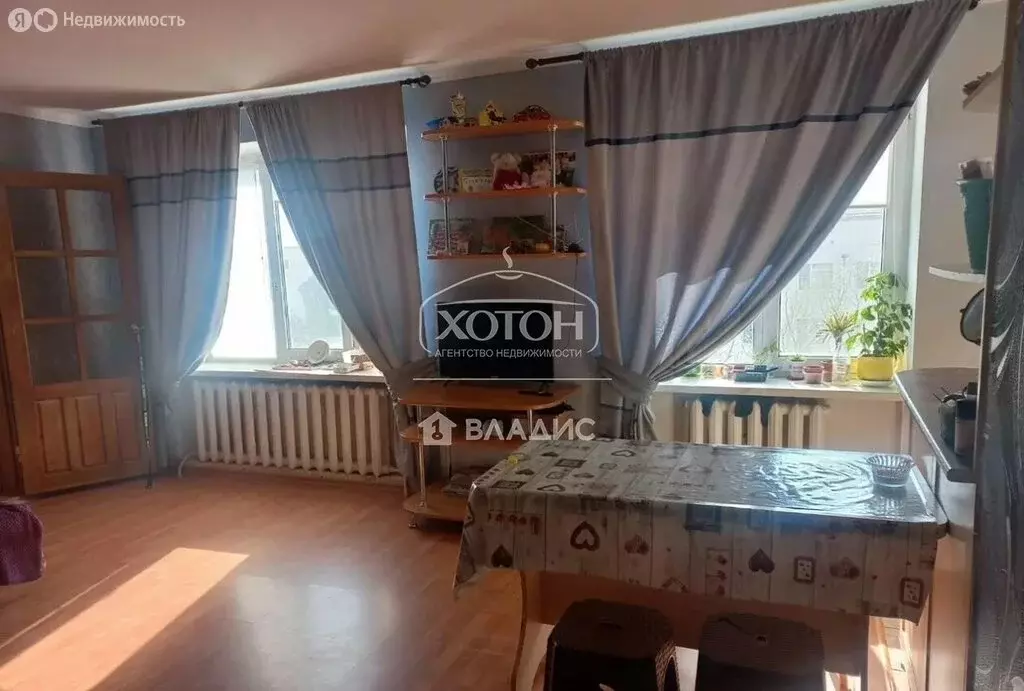 3-комнатная квартира: Элиста, улица Максима Горького, 11 (62 м) - Фото 1