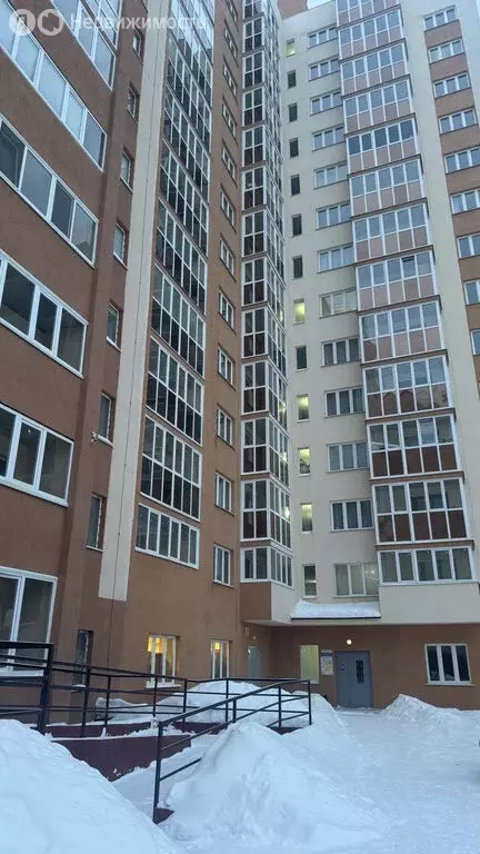 2-комнатная квартира: Октябрьский, улица Клинова, 9 (53.1 м) - Фото 1