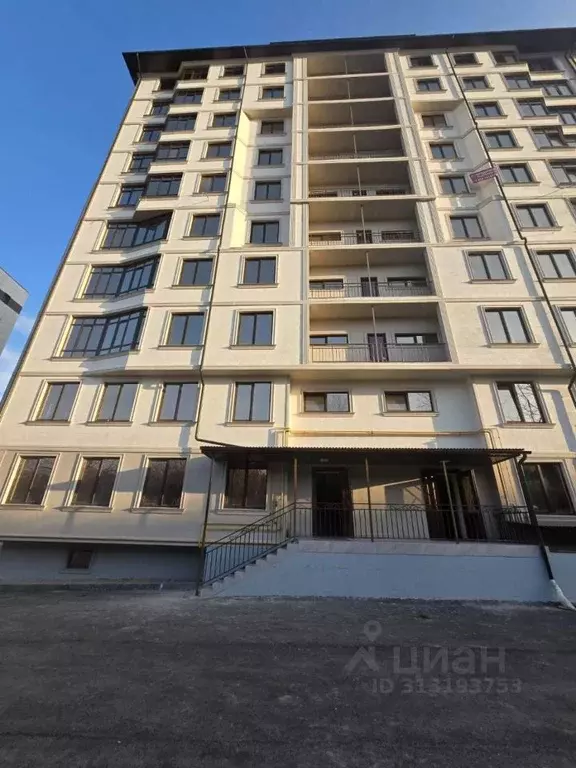 3-к кв. Кабардино-Балкария, Нальчик ул. Атажукина (88.0 м) - Фото 1