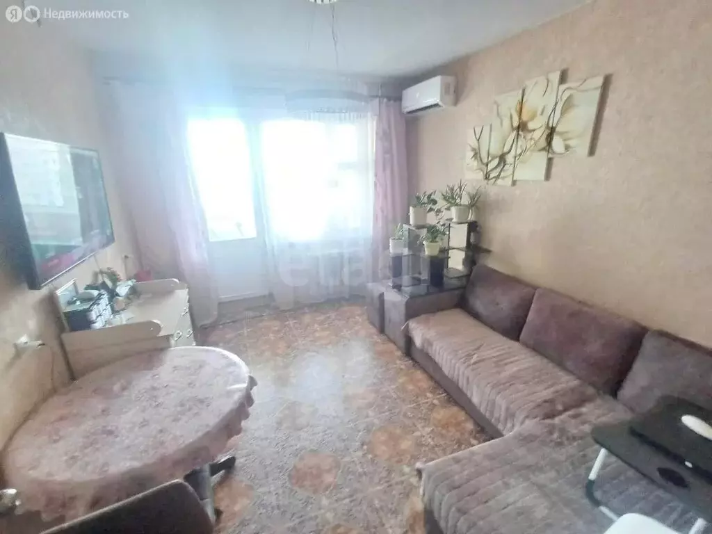 3-комнатная квартира: Симферополь, Ковыльная улица, 72 (65.5 м) - Фото 1