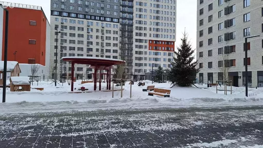 1-комнатная квартира: Тюмень, Интернациональная улица, 199к9 (36 м) - Фото 1