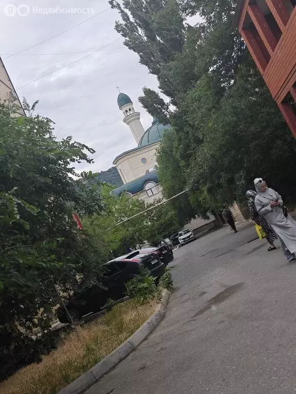 3-комнатная квартира: Махачкала, улица Агасиева, 23 (72 м) - Фото 0