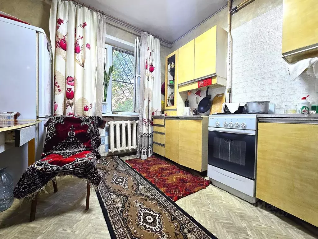 2-к кв. Ростовская область, Таганрог Заводская ул., 10-2 (43.5 м) - Фото 0