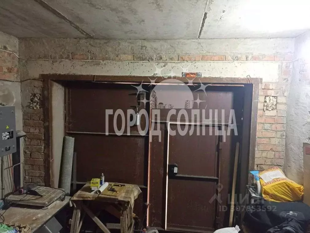 Гараж в Омская область, Омск ул. Фрунзе, 1 (19 м) - Фото 1