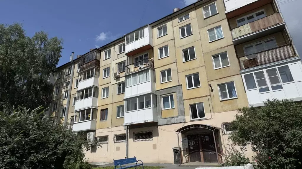 1-к кв. Кемеровская область, Кемерово просп. Ленина, 41 (31.0 м) - Фото 0