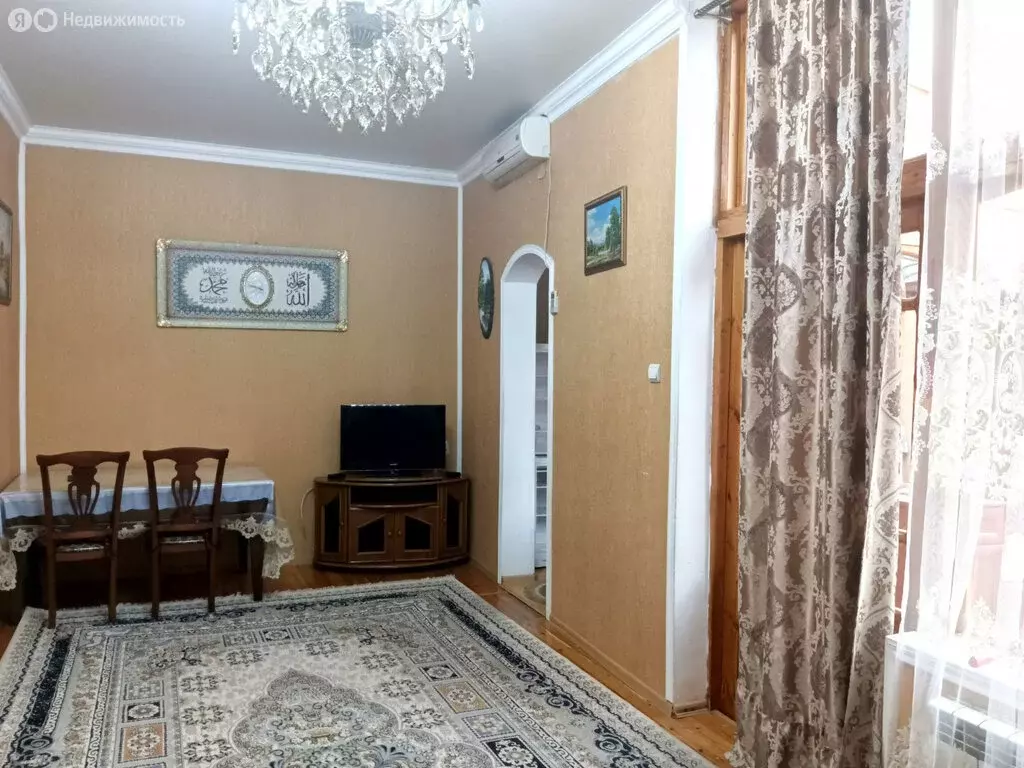 3-комнатная квартира: Дербент, улица Кобякова, 40 (69.4 м) - Фото 0