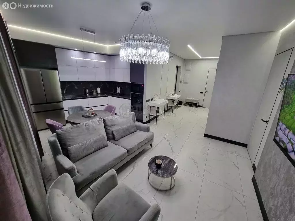 4-комнатная квартира: Москва, улица Адмирала Макарова, 6А (78 м) - Фото 1