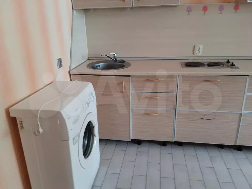 1-к. квартира, 50 м, 7/10 эт. - Фото 1