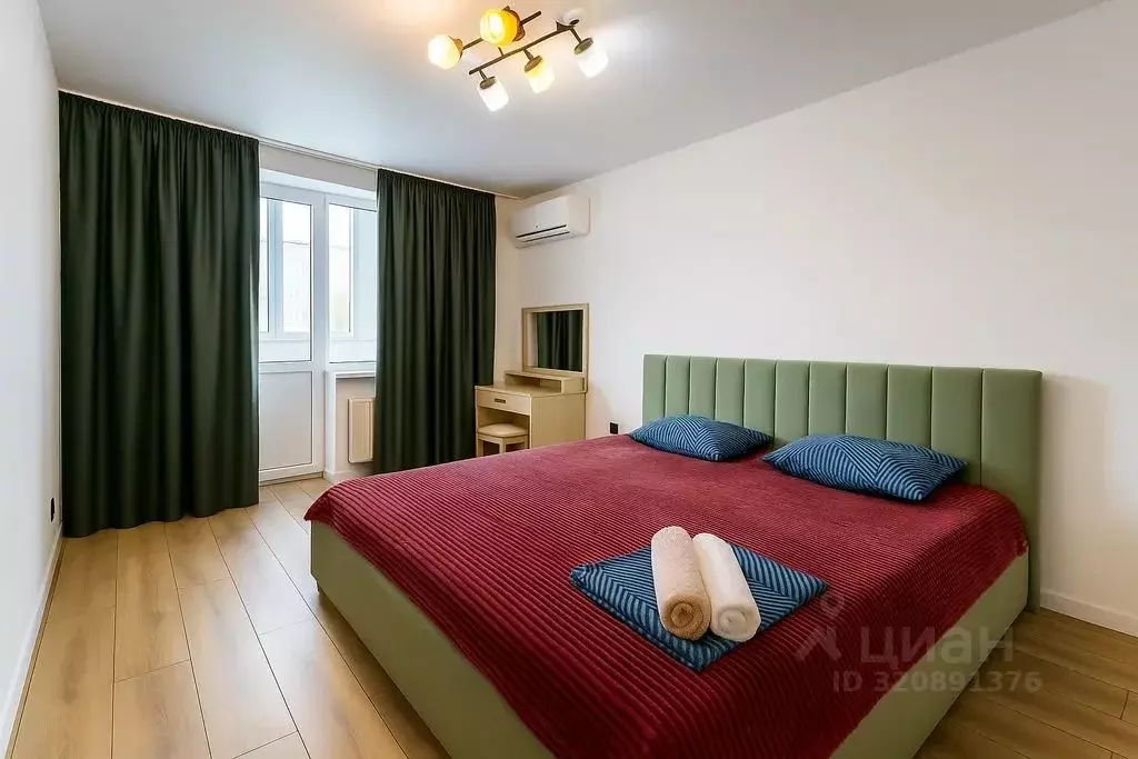 2-к кв. Краснодарский край, Новороссийск ул. Котанова, 2к1 (70.0 м) - Фото 1