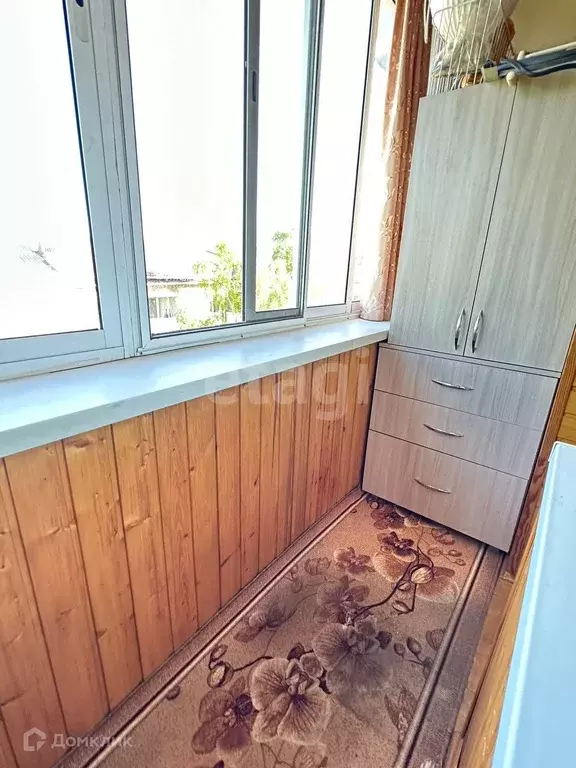 Продаётся 4-к квартира, 61.8 м - Фото 1