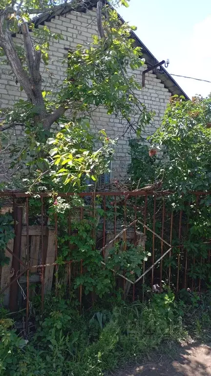 Дом в Волгоградская область, Светлоярский район, Большечапурниковское ... - Фото 0