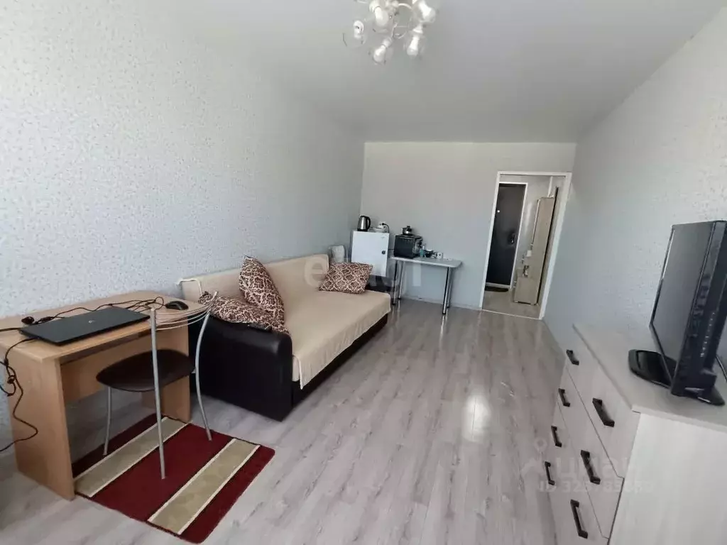 Студия Кемеровская область, Юрга ул. Машиностроителей, 49 (22.4 м) - Фото 1