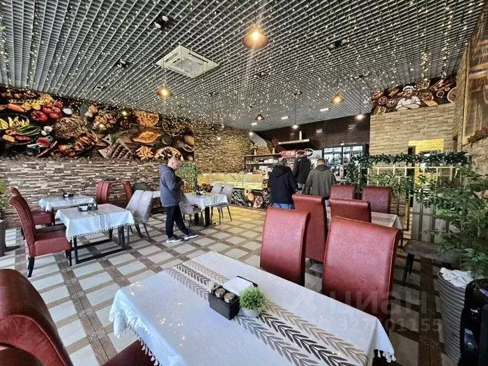 Торговая площадь в Севастополь ш. Фиолентовское, 64к1В (200 м) - Фото 2