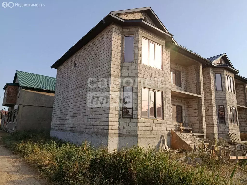 Дом в Махачкала, 5-й проезд Ильясова (220 м) - Фото 1