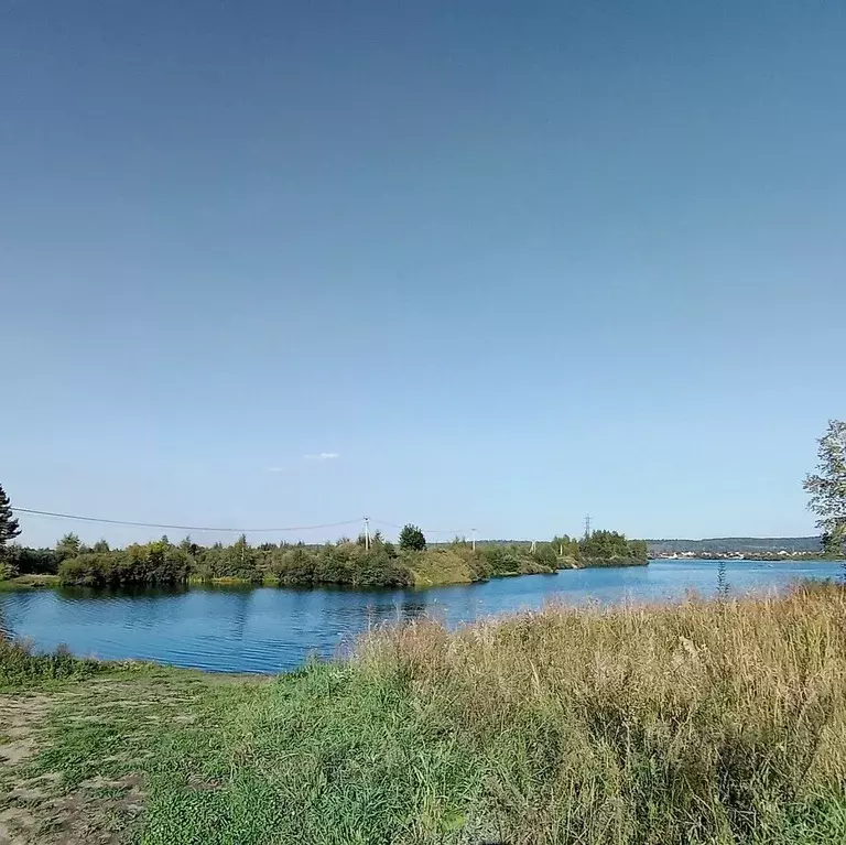 Дом в Иркутская область, Шелеховский район, с. Баклаши Рябиновая ул., ... - Фото 1