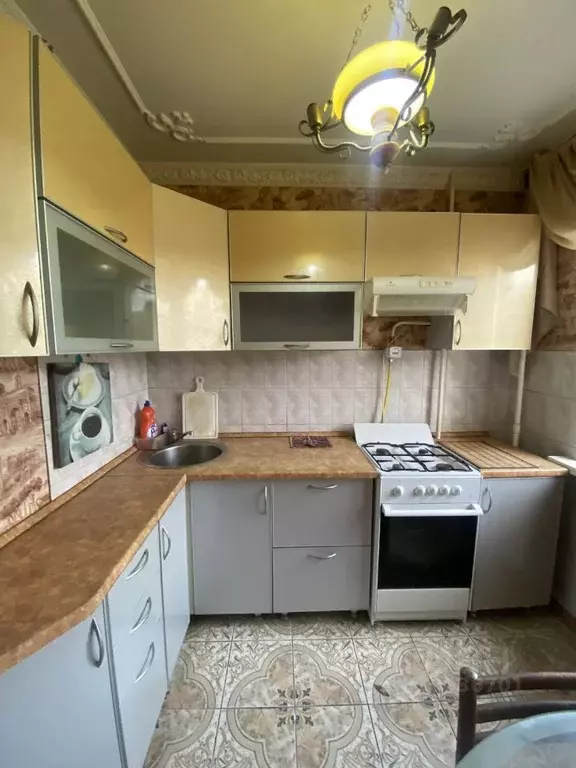 2-к кв. Чувашия, Новочебоксарск ул. Винокурова, 65 (50.0 м) - Фото 0