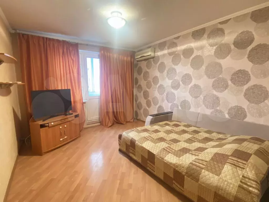 1-к. квартира, 36 м, 10/17 эт. - Фото 0