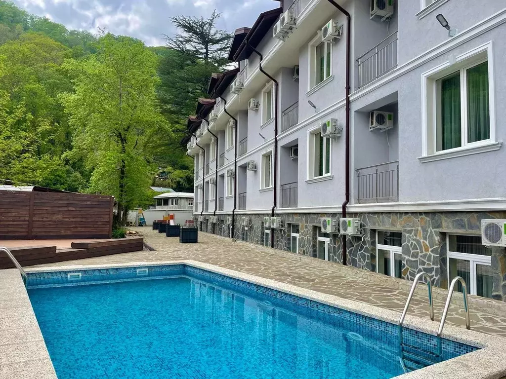 1-к кв. Краснодарский край, Сочи ул. Чекменева, 18 (36.0 м) - Фото 0
