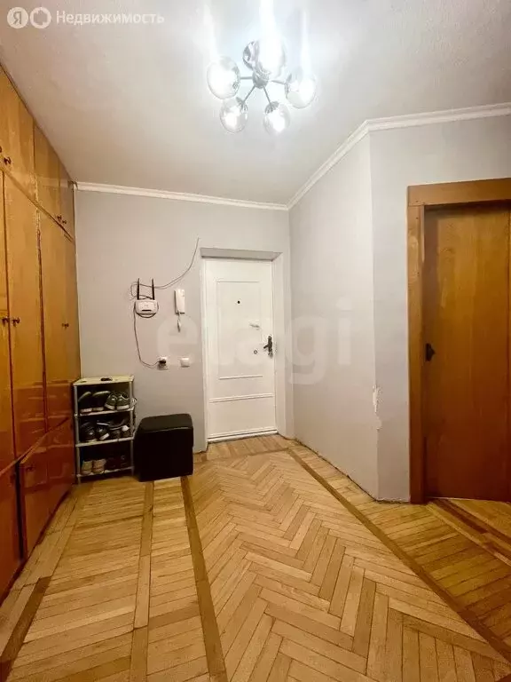 3-комнатная квартира: Владикавказ, проспект Коста, 273 (59.2 м) - Фото 1