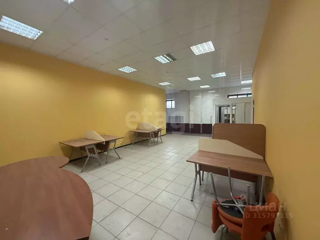 Помещение свободного назначения в Брянская область, Брянский район, ... - Фото 1