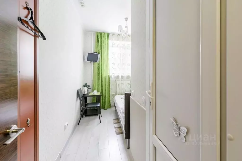 Комната Омская область, Омск Малая Ивановская ул., 60 (12.0 м) - Фото 2