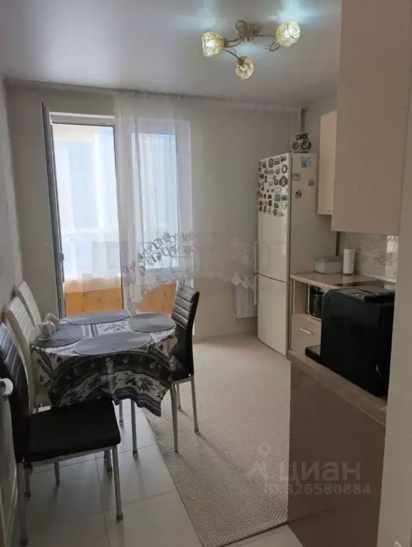 2-к кв. Тюменская область, Тюмень ул. Николая Зелинского, 19 (56.1 м) - Фото 2