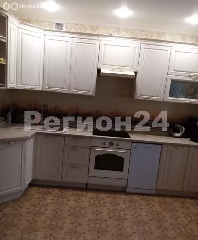 3-комнатная квартира: Зеленогорск, улица Монтажников, 27 (88.4 м) - Фото 1