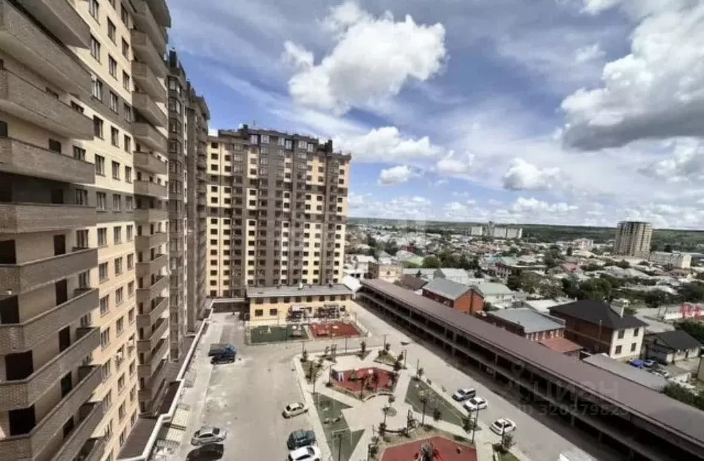 2-к кв. Карачаево-Черкесия, Черкесск Кавказская ул., 92В/2 (62.5 м) - Фото 0