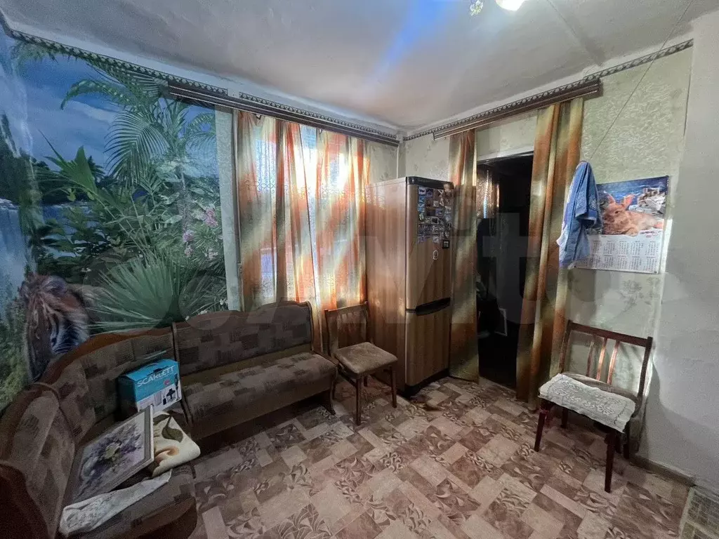 4-к. квартира, 50 м, 1/1 эт. - Фото 0
