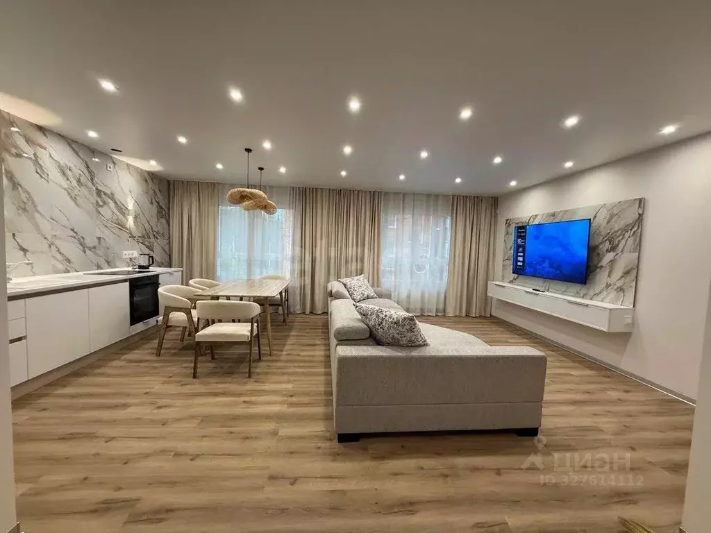 2-к кв. Алтай, Горно-Алтайск ул. Павла Кучияк (69.8 м) - Фото 1