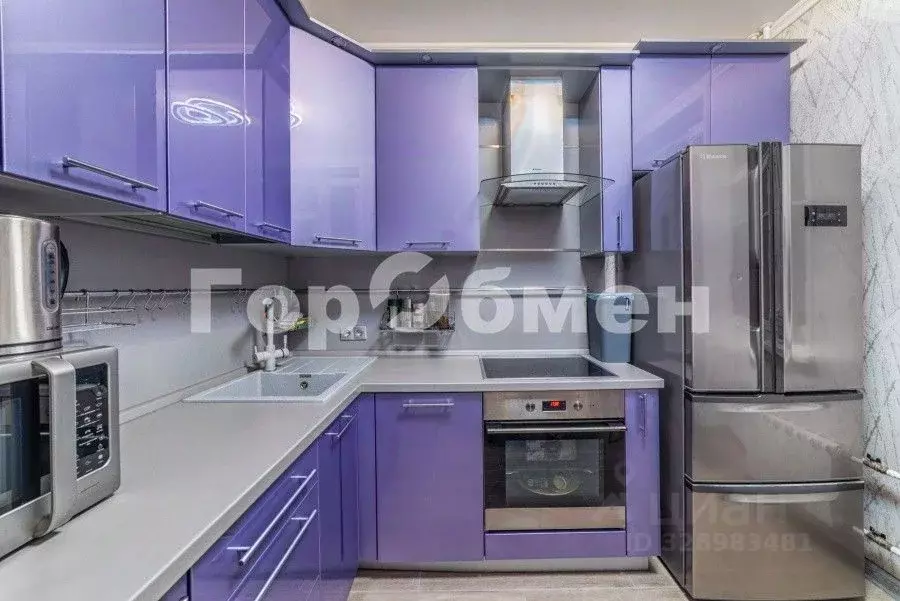 2-к кв. Москва ул. Адмирала Лазарева, 63 (56.0 м) - Фото 1