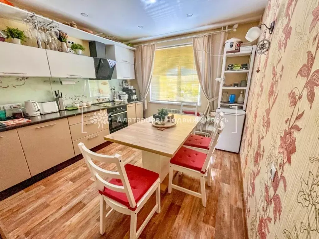 2-к кв. Томская область, Томск ул. Гоголя, 15 (57.5 м) - Фото 2