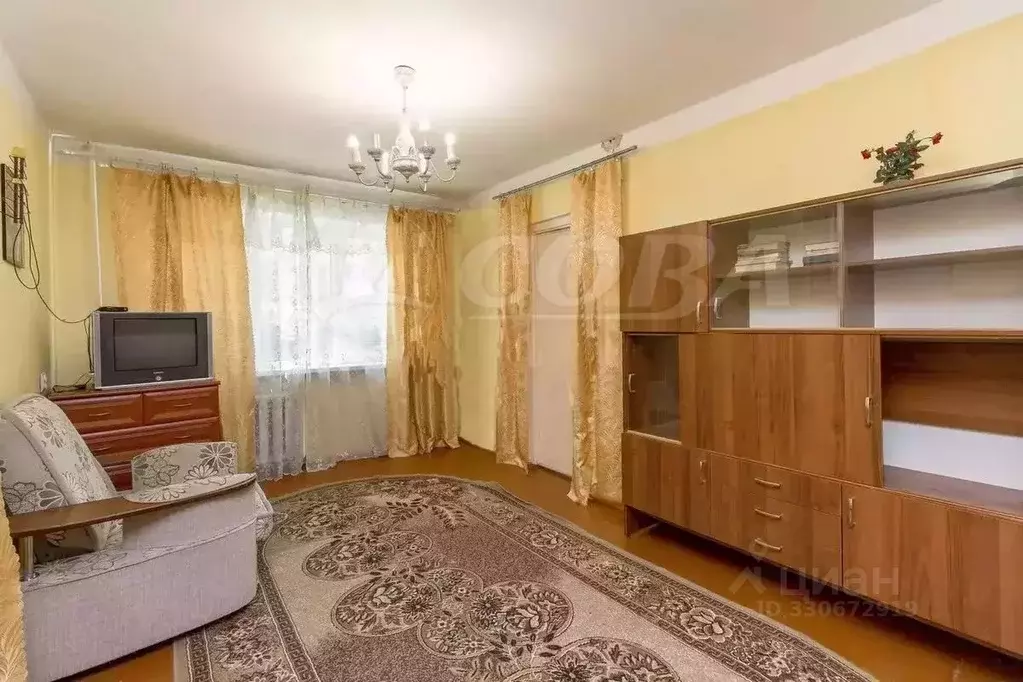 2-к кв. Тюменская область, Тюмень Рижская ул., 73 (45.2 м) - Фото 1