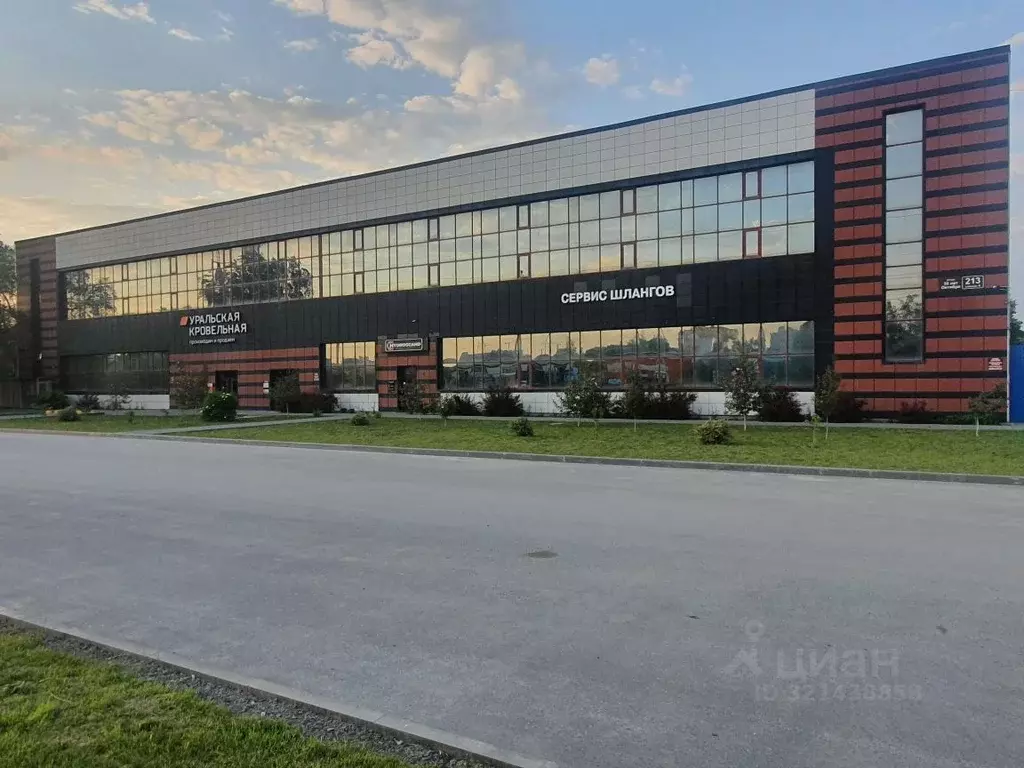 Склад в Тюменская область, Тюмень ул. 50 лет Октября, 213с4 (195 м) - Фото 1