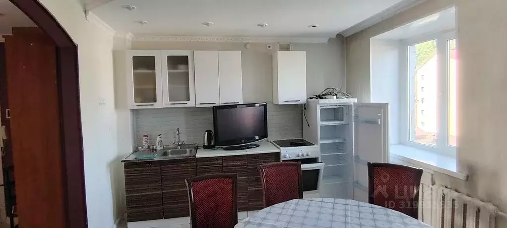 3-к кв. Алтай, Горно-Алтайск Коммунистический просп., 56 (60.0 м) - Фото 1